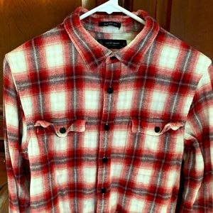 Mens small lucky brand long sleeve flannel shirt; with red, grey, and white.